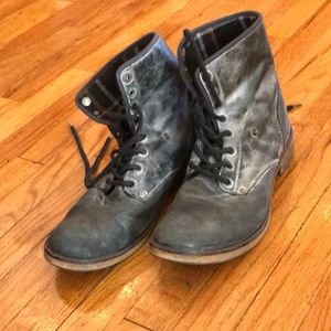 Handcrafted Steven Maden Boots - 2 styles in one!